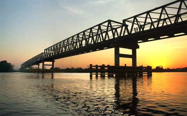 Jembatan Kapuas