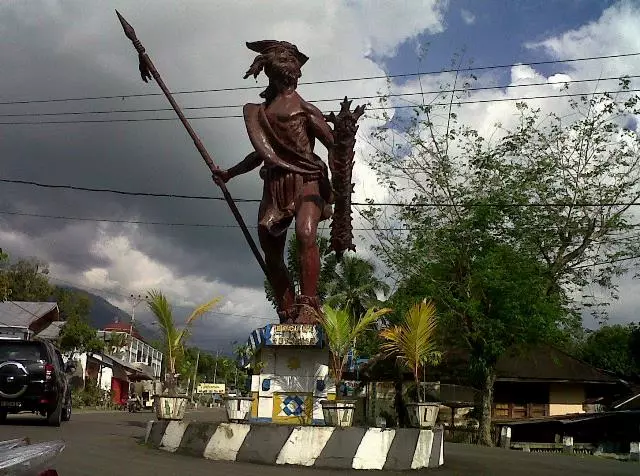 Patung Bogani Kotamobagu