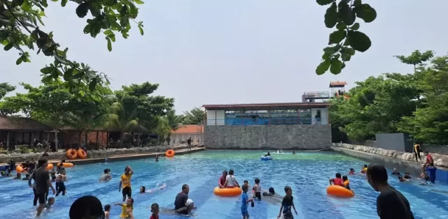 kolam renang di Bogor